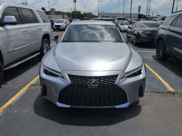 2023 Lexus IS 300
