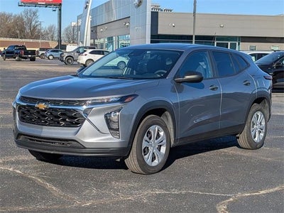 2025 Chevrolet Trax LS