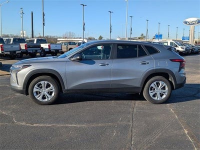 2025 Chevrolet Trax LS