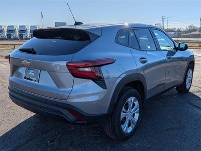 2025 Chevrolet Trax LS