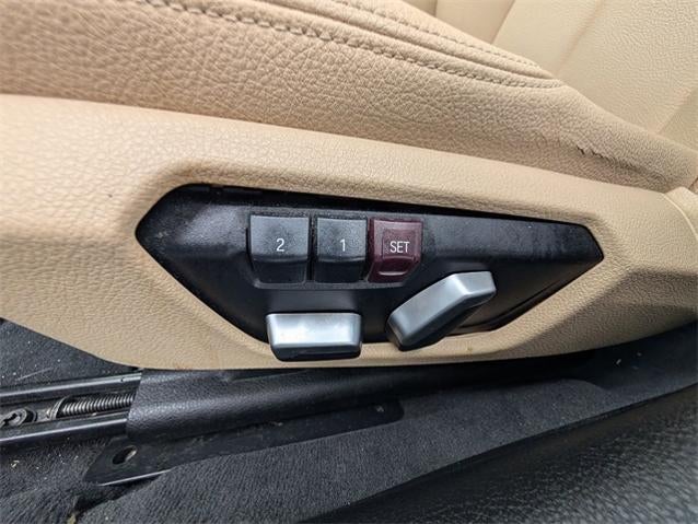 2017 BMW 3 Series 320i