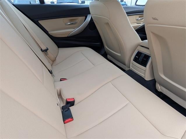 2017 BMW 3 Series 320i