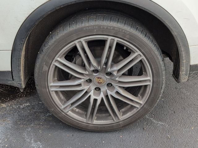 2016 Porsche Cayenne S