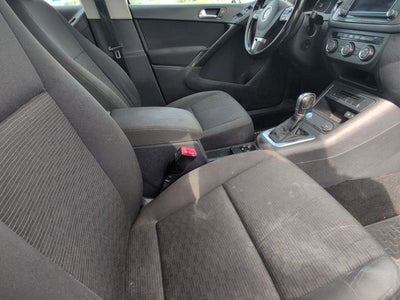 2017 Volkswagen Tiguan Limited 2.0T 4Motion