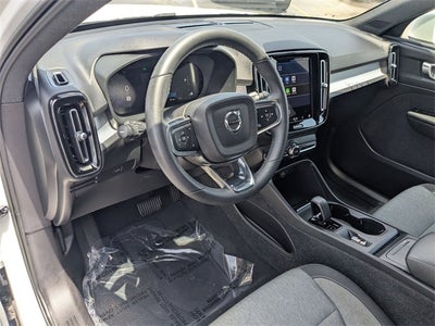 2023 Volvo XC40 B5 Core