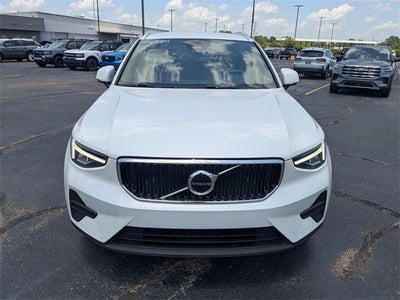 2023 Volvo XC40 B5 Core
