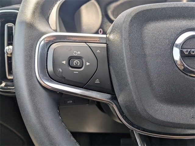 2023 Volvo XC40 B5 Core