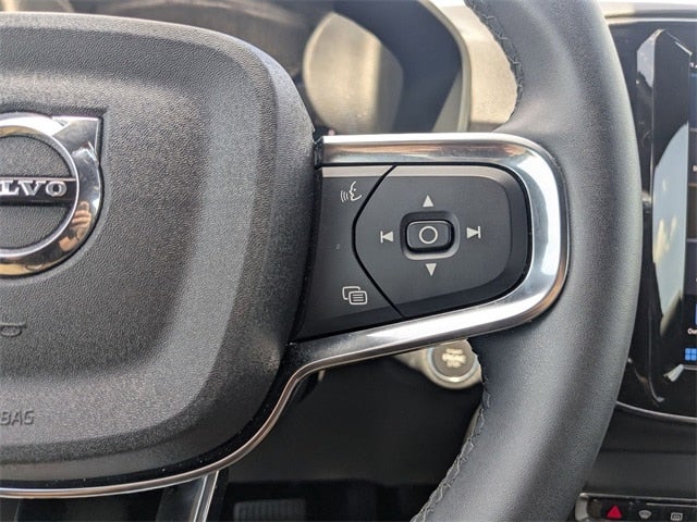 2023 Volvo XC40 B5 Core