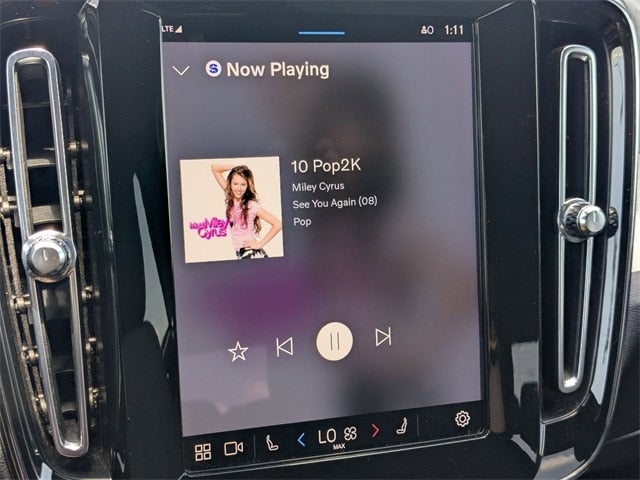 2023 Volvo XC40 B5 Core